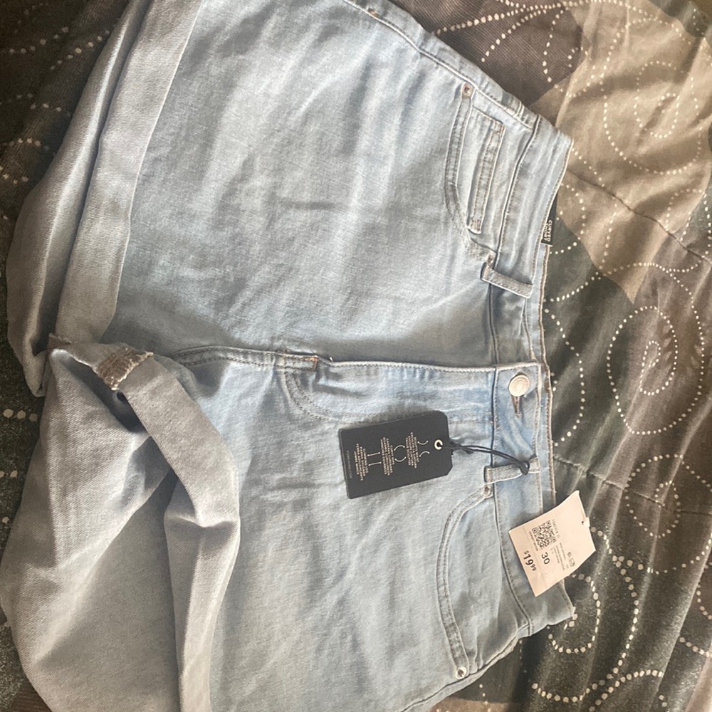 Forever 21 l jean shorts